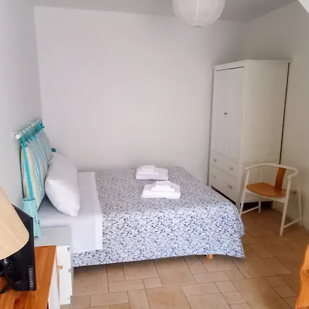 Baguttelle Semesterbostad