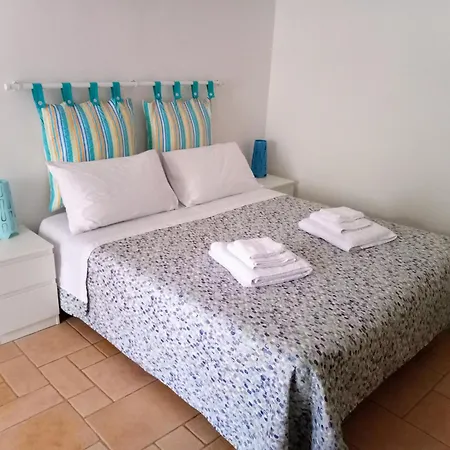 Baguttelle בית נופש קונברסאנו